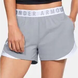 Under Armour Women's Play Up Shorts 3.0 True Gray Hether/White XS NWOT 3” Inseam
